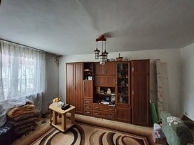 Apartament de vânzare 2 camere, în Piatra-Neamţ, zona Dărmăneşti