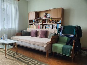 Apartament de vânzare 2 camere, în Ramnicu Valcea, zona Central