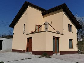 Casa de vânzare 4 camere, în Bujoreni