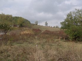 Teren constructii de vânzare, în Vladesti