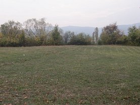 Teren livada de vânzare, în Pausesti-Maglasi