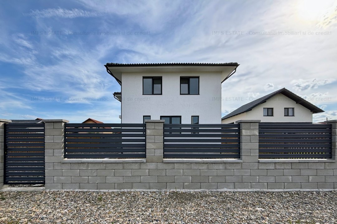 DEZVOLTATOR! Casă duplex superbă, toate utilitățile, în zonă rezidențială nouă.