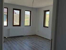 Casa 3 camere în Zalau, Periferie