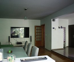 Apartament de închiriat 4 camere, în Zalău, zona Central