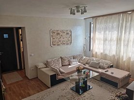 Apartament de vânzare 3 camere, în Suceava, zona Central