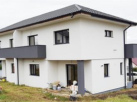 Casa de vânzare 4 camere, în Suceava, zona Periferie