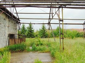 Vânzare spaţiu industrial