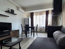 Apartament de închiriat 2 camere, în Iaşi, zona Centru Civic