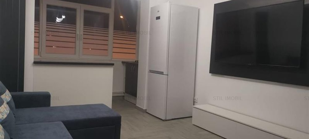 Apartament 3 camere Podu Ros-loc parcare 499 euro - imaginea 0 + 1