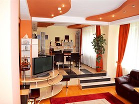 Casa de închiriat 11 camere, în Iasi, zona Nicolina