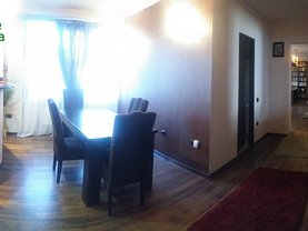 Apartament de vânzare 6 camere în Baia Mare, Independentei