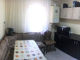 Apartament de vânzare 4 camere, în Baia Mare, zona Hotvon