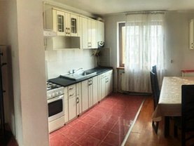Apartament de închiriat 3 camere, în Baia Mare, zona Săsar