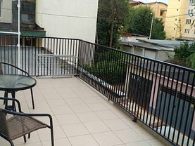Apartament de închiriat 2 camere, în Baia Mare, zona Central