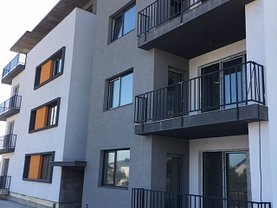 Penthouse de vânzare 4 camere, în Baia Mare, zona Săsar