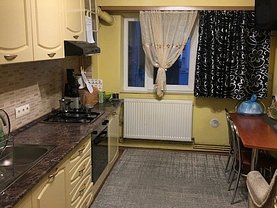 Apartament de vânzare 3 camere, în Baia Mare, zona Republicii