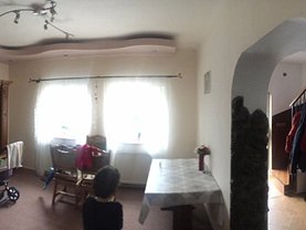 Casa de vânzare 3 camere, în Baia Mare, zona Periferie