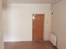Apartament de vânzare 2 camere, în Baia Mare, zona Sud-Vest