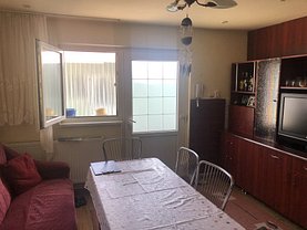 Casa de vânzare 4 camere, în Recea
