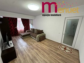 Apartament de vânzare 3 camere, în Tulcea, zona Vest