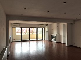 Apartament de vânzare 4 camere în Bucuresti, Pipera