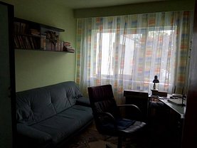 Apartament de închiriat 4 camere, în Deva, zona Decebal