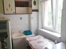 Apartament de vânzare 2 camere, în Deva, zona Minerul