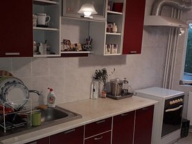 Apartament de închiriat 4 camere, în Deva, zona Mihai Eminescu