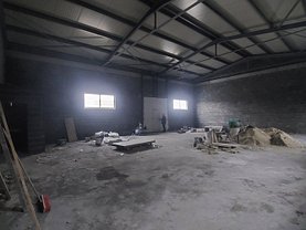 Închiriere spaţiu industrial