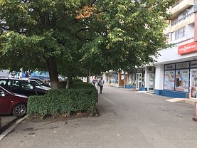Închiriere spaţiu comercial