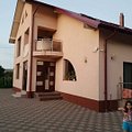 Casa de închiriat 5 camere, în Botoşani, zona Periferie