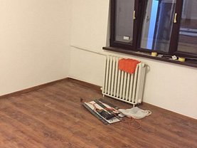 Apartament de vânzare 2 camere în Botosani, Central