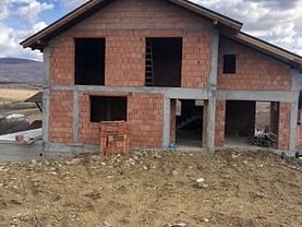 Casa 4 camere în Zalau, Sud-Vest
