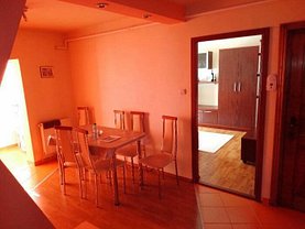 Apartament de vânzare 3 camere în Zalau, Sud
