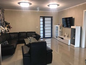 Casa 3 camere în Zalau, Est