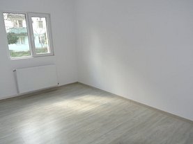 Apartament de vânzare 2 camere în Bistrita, Decebal