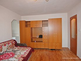 Apartament de vânzare 2 camere în Bistrita, Decebal