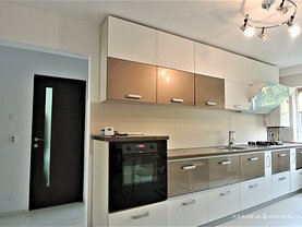 Apartament de vânzare 2 camere în Bistrita, Stefan cel Mare
