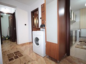 Apartament de închiriat 3 camere, în Slatina, zona Crişan