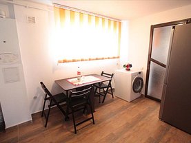 Apartament de închiriat 2 camere, în Slatina, zona Central