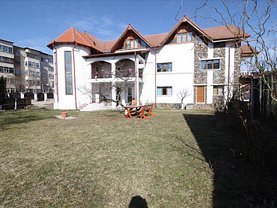 Casa de închiriat 5 camere, în Slatina, zona Central