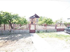 Casa de vânzare 5 camere, în Slatina, zona Exterior Est