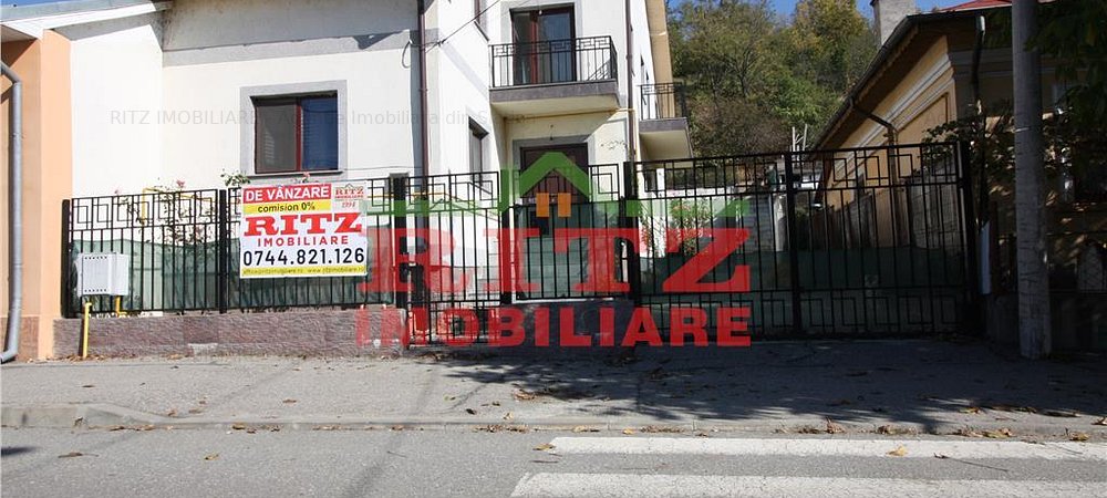 VILA 188 mp. P+M+Pod, Teren 877 mp. constr. 2018, zona Strehareti ! - imaginea 0 + 1