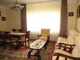 Apartament de închiriat 4 camere, în Satu Mare, zona Central