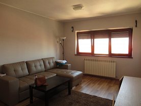 Apartament de vânzare sau de închiriat 4 camere, în Satu Mare, zona Central