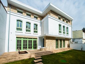 Casa de închiriat 5 camere, în Bucureşti, zona P-ţa Victoriei