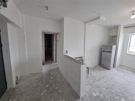 Apartament de vânzare 2 camere, în Bacau, zona Ultracentral