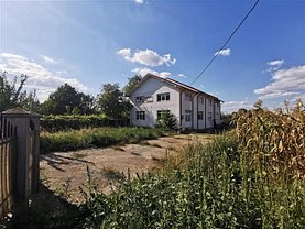 Casa de vânzare 14 camere, în Bogdan Vodă, zona Central