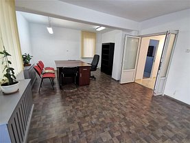 Casa de închiriat 3 camere, în Bacău, zona Ultracentral