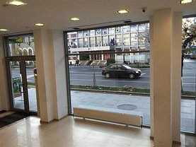 Vânzare spaţiu comercial